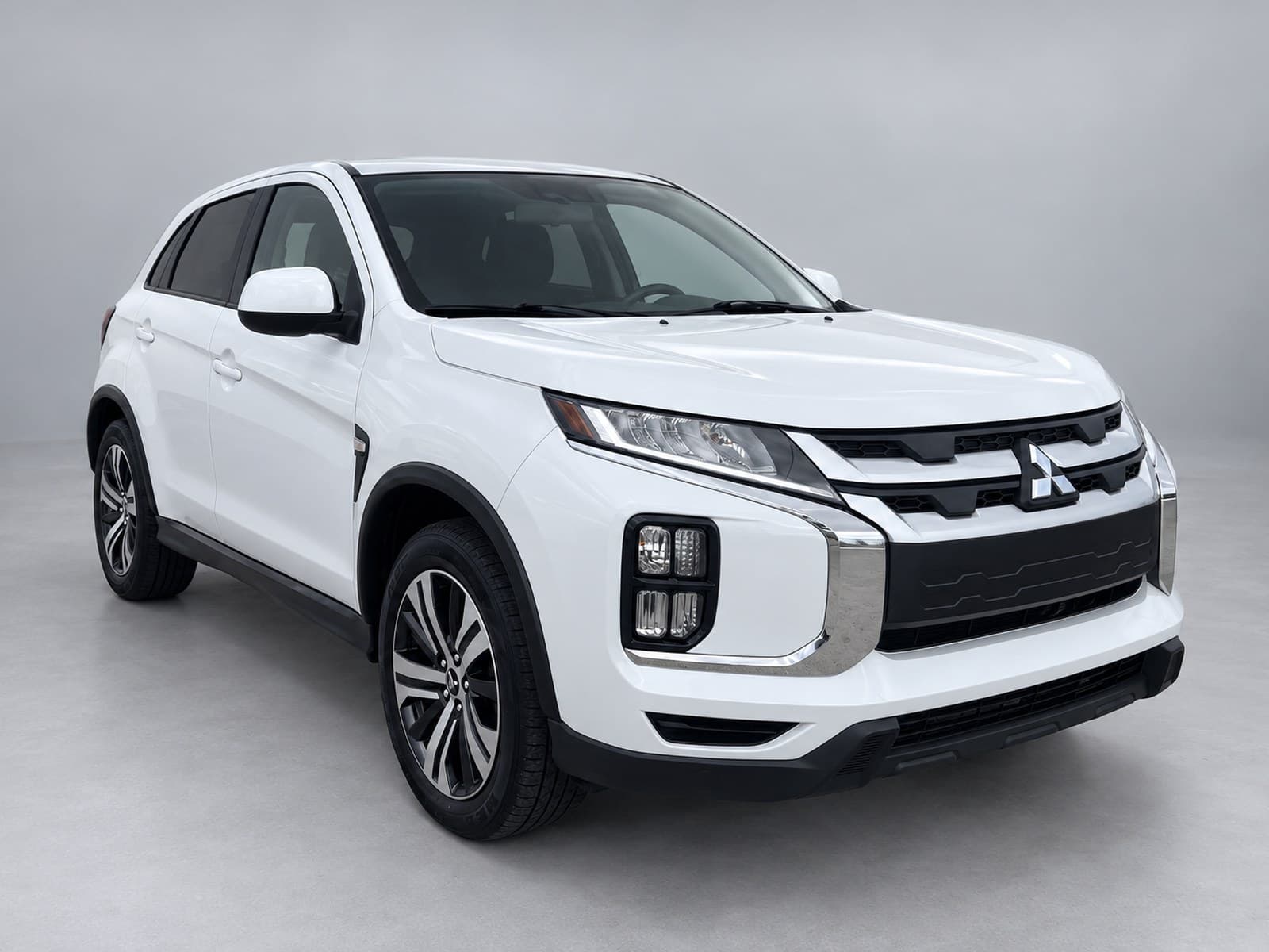 Mitsubishi Outlander Or Similar 1